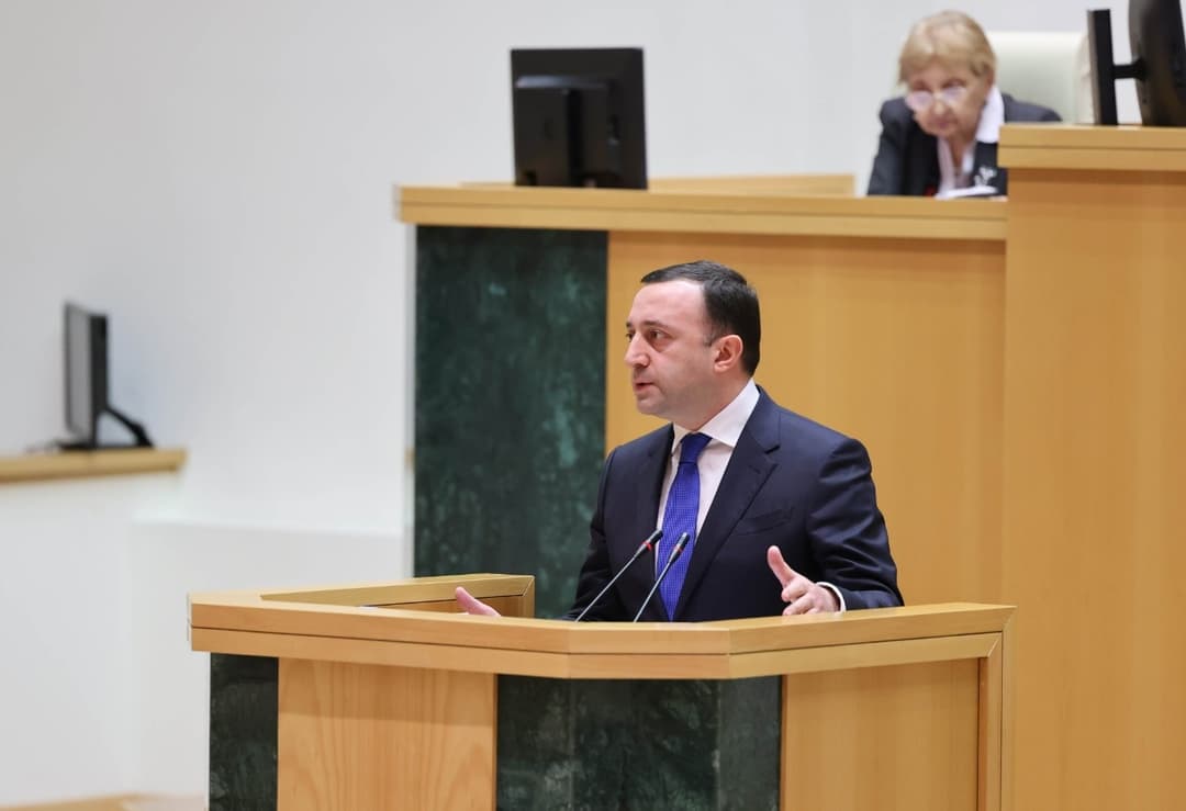 ირაკლი ღარიბაშვილი – უკრაინაში რა თქმა უნდა, გმირები არიან ისინი და მათაც შესწირეს თავი, მაგრამ ყველაფერს დავარქვათ სახელი და ნუ მოვატყუებთ ჩვენს ხალხს