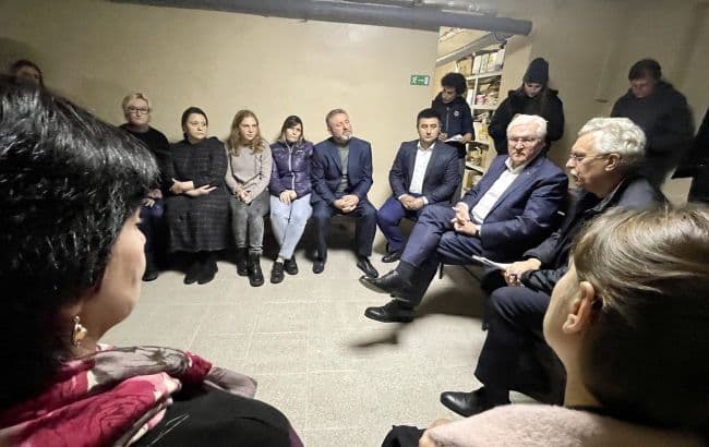 შტაინმაიერმა ჩერნიგოვის ოლქში განგაშის დროს საათზე მეტი თავშესაფარში გაატარა