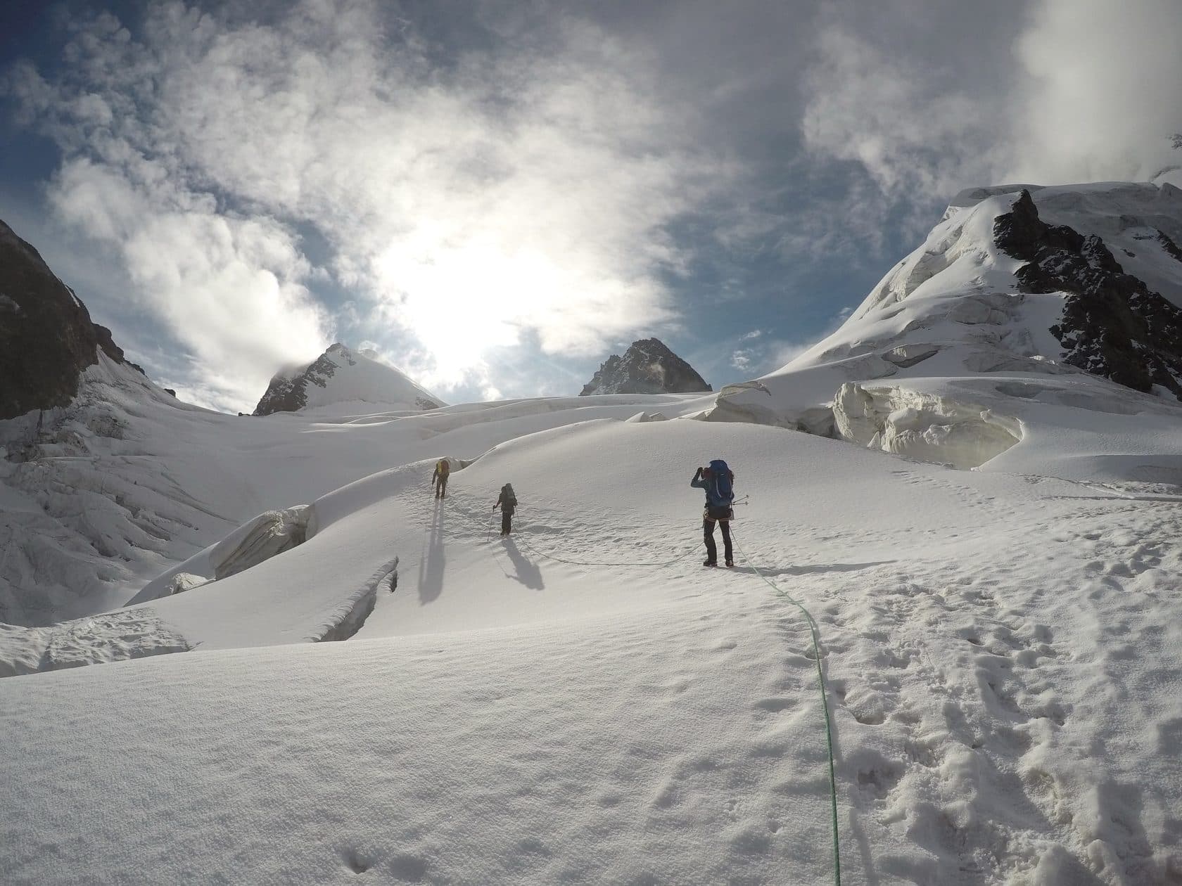 Frontnews image description