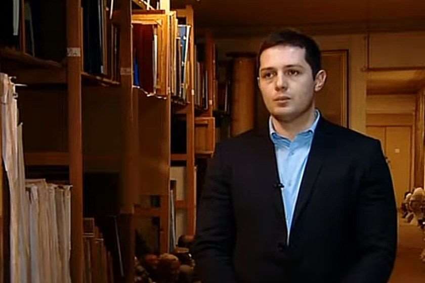 Frontnews image description