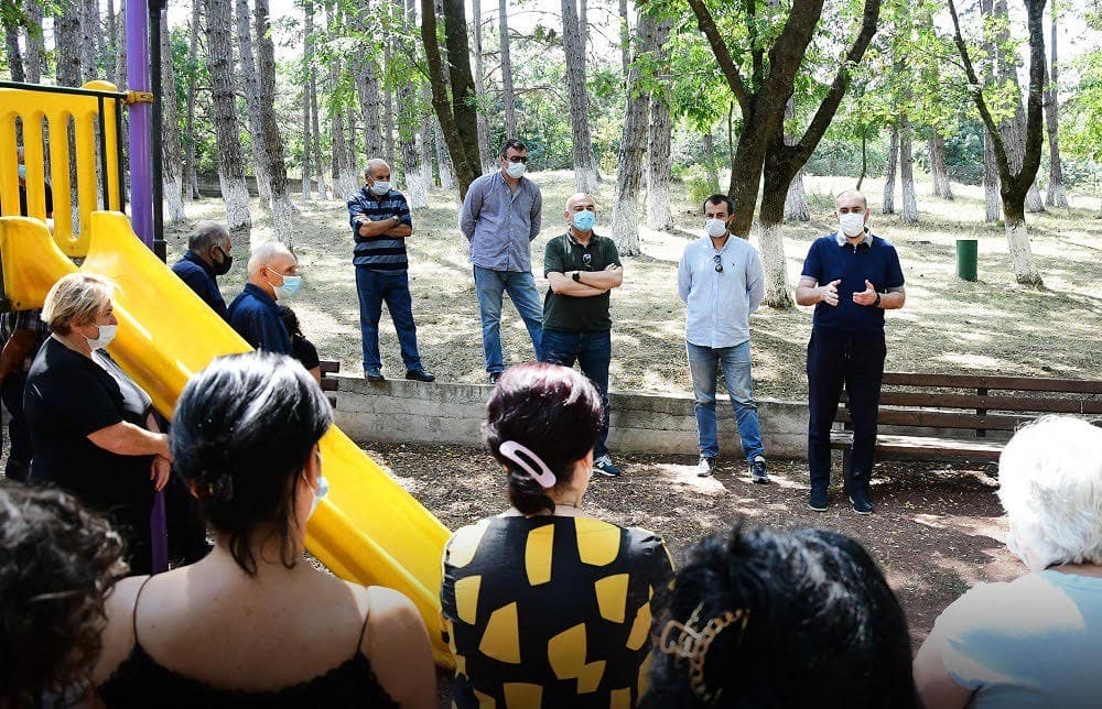 Frontnews image description