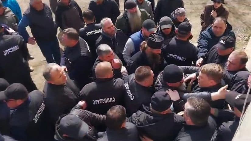 მუსლიმებს ადიგენში ლოცვის საშუალება არ მისცეს