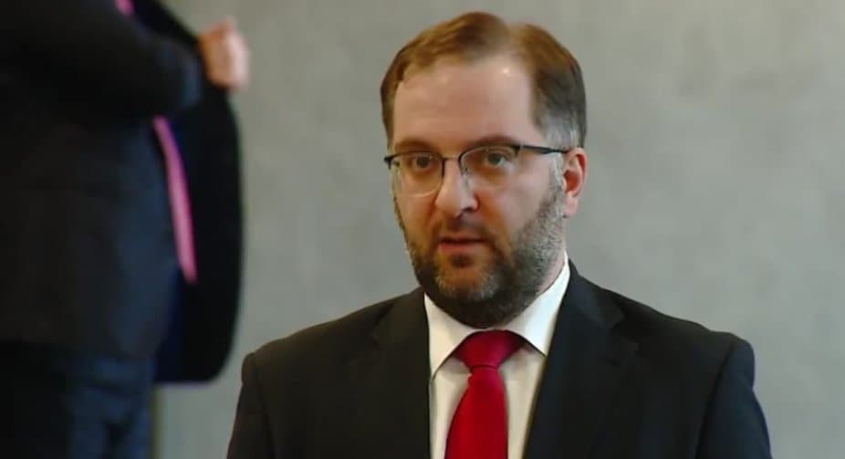 აკო მინაშვილი – ნაცვლად იმისა, რომ ისაუბრონ რეფორმებზე, კონსტრუქციულ თანამშრომლობაზე, შეცდომებზე, აქვთ ირონიული დამოკიდებულება