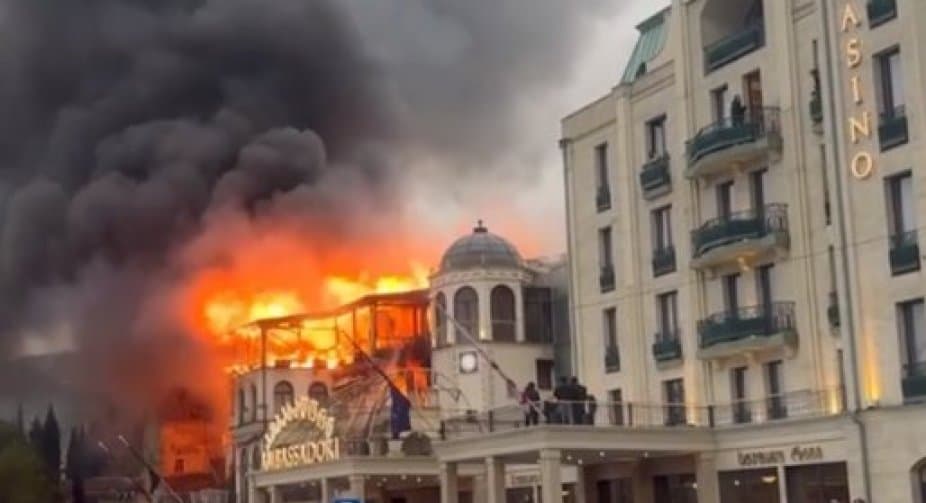 Frontnews image description