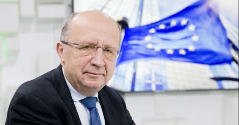 Frontnews image description