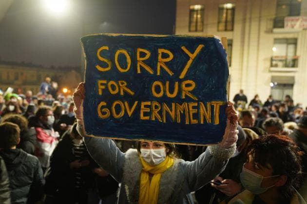 თბილისის ცენტრში საპროტესტო აქცია გრძელდება