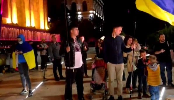 Frontnews image description