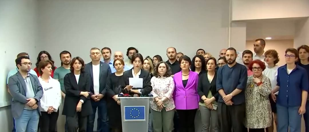 NGOs call for continued protest against controversial transparency bill