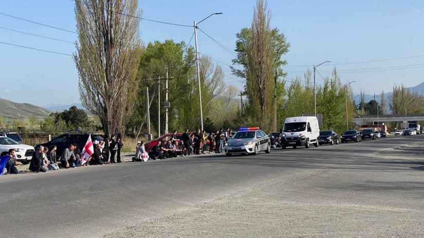 უკრაინაში დაღუპული არკადი კასრაძე მშობლიურ სოფელ ერგნეთში გადაასვენეს