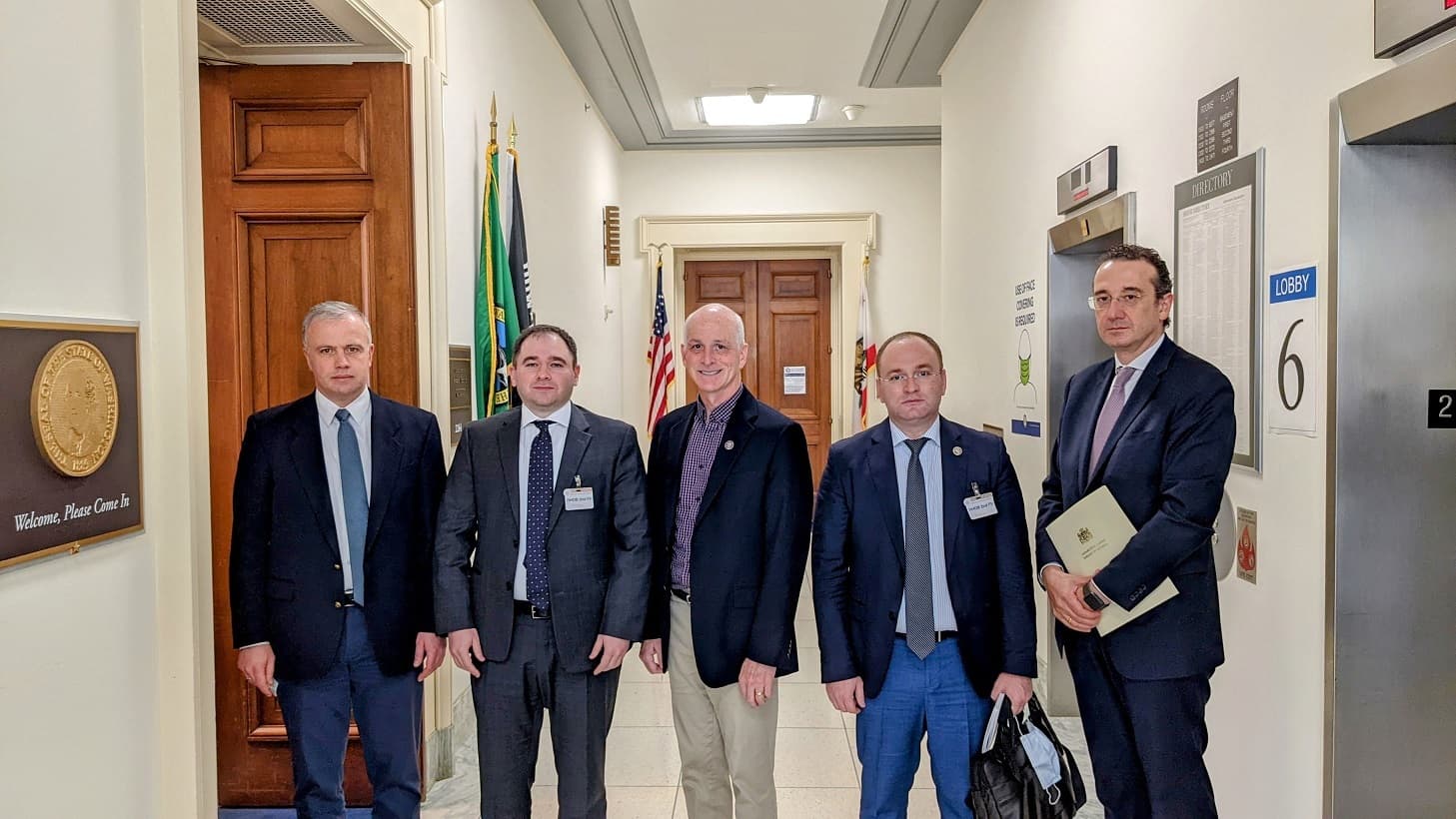 Frontnews image description