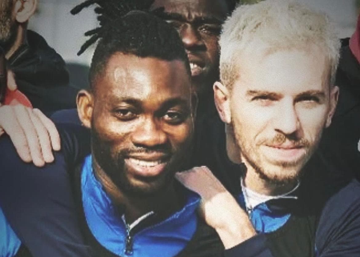 Frontnews image description