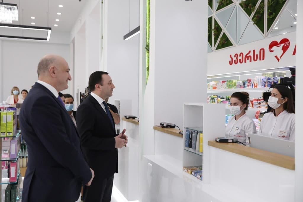პრემიერ-მინისტრი თურქეთიდან იმპორტირებული ხელმისაწვდომი მედიკამენტების რეალიზაციის პროცესს გაეცნო