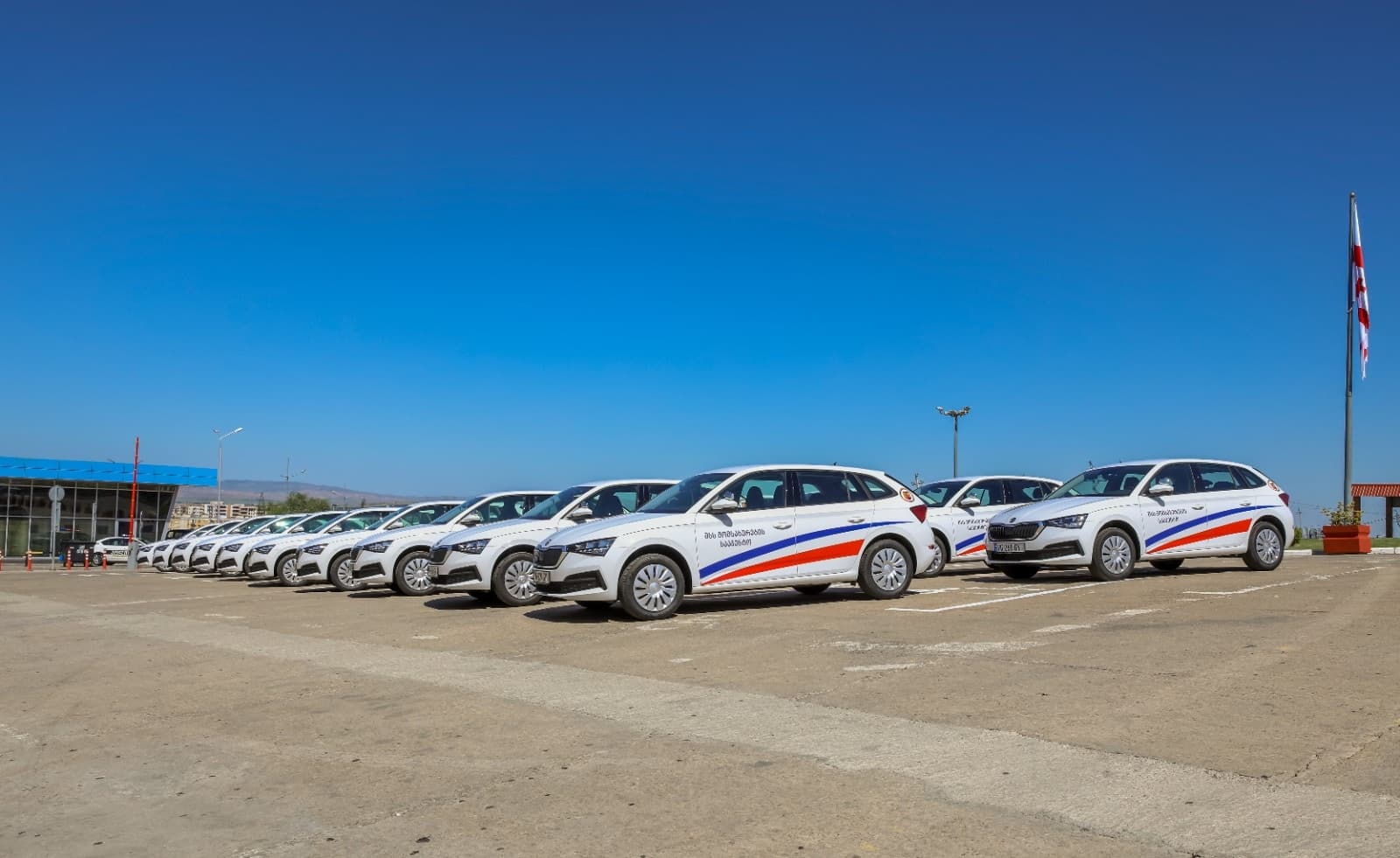 Frontnews image description