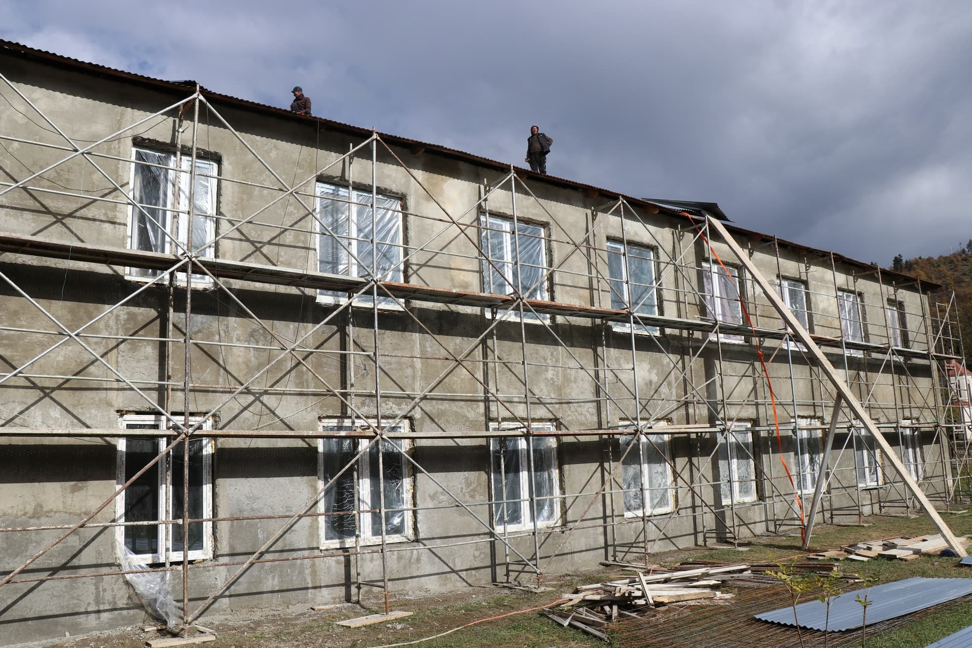 Frontnews image description