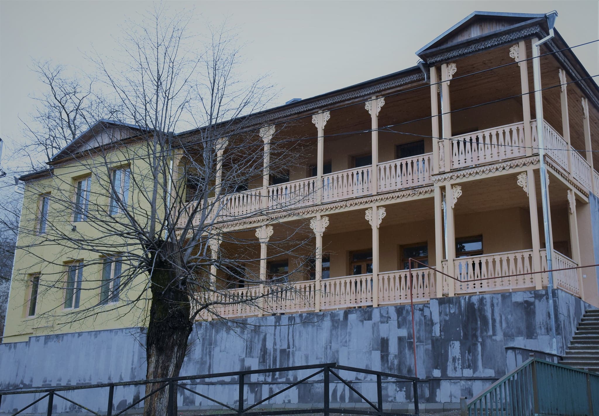 Frontnews image description