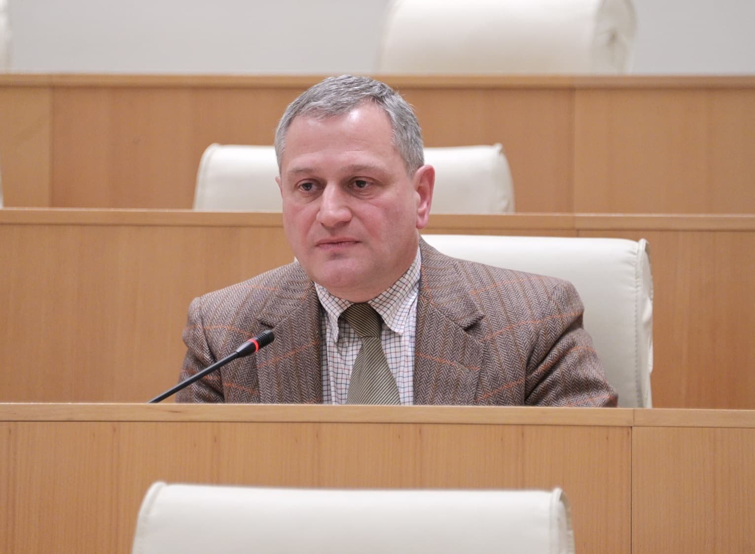 Frontnews image description