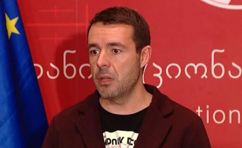 Frontnews image description