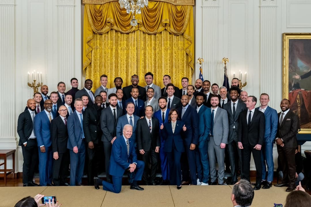 ზაზა ფაჩულია თეთრ სახლში იმყოფებოდა – ჯო ბაიდენმა ჩემპიონებს უმასპინძლა