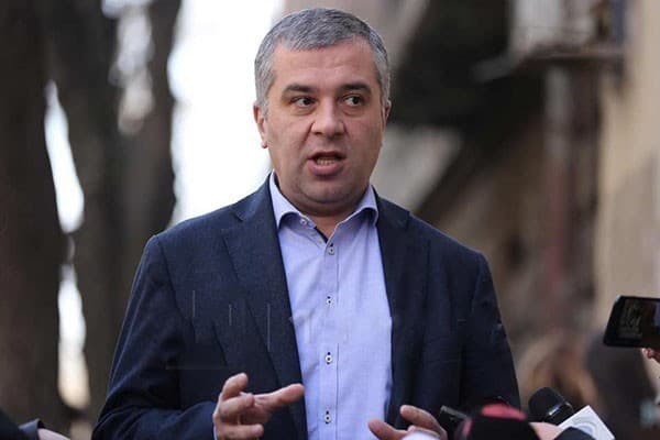 დავით ბაქრაძე – ჩემი პირველი რეაქციაა პარლამენტის დატოვება და არჩევნების ბოიკოტირება, დროებით თავს ვიკავებ