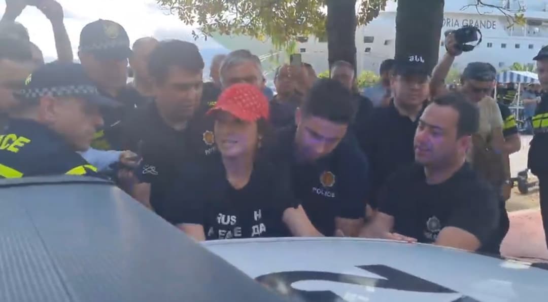 ბათუმის პორტში აქციაზე უკრაინის მოქალაქე დააკავეს