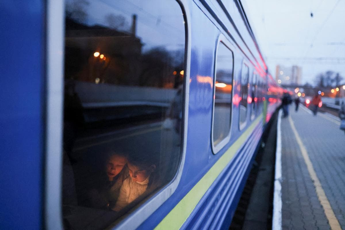 Frontnews image description