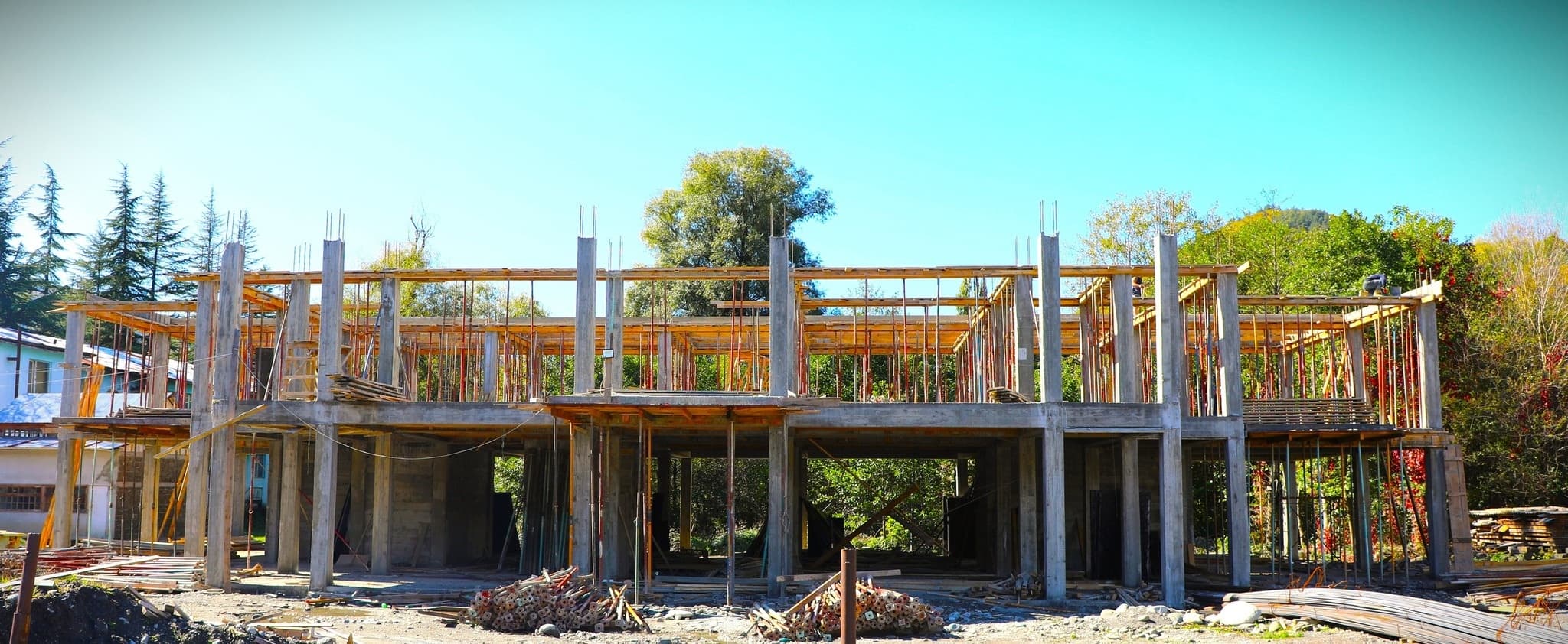 Frontnews image description