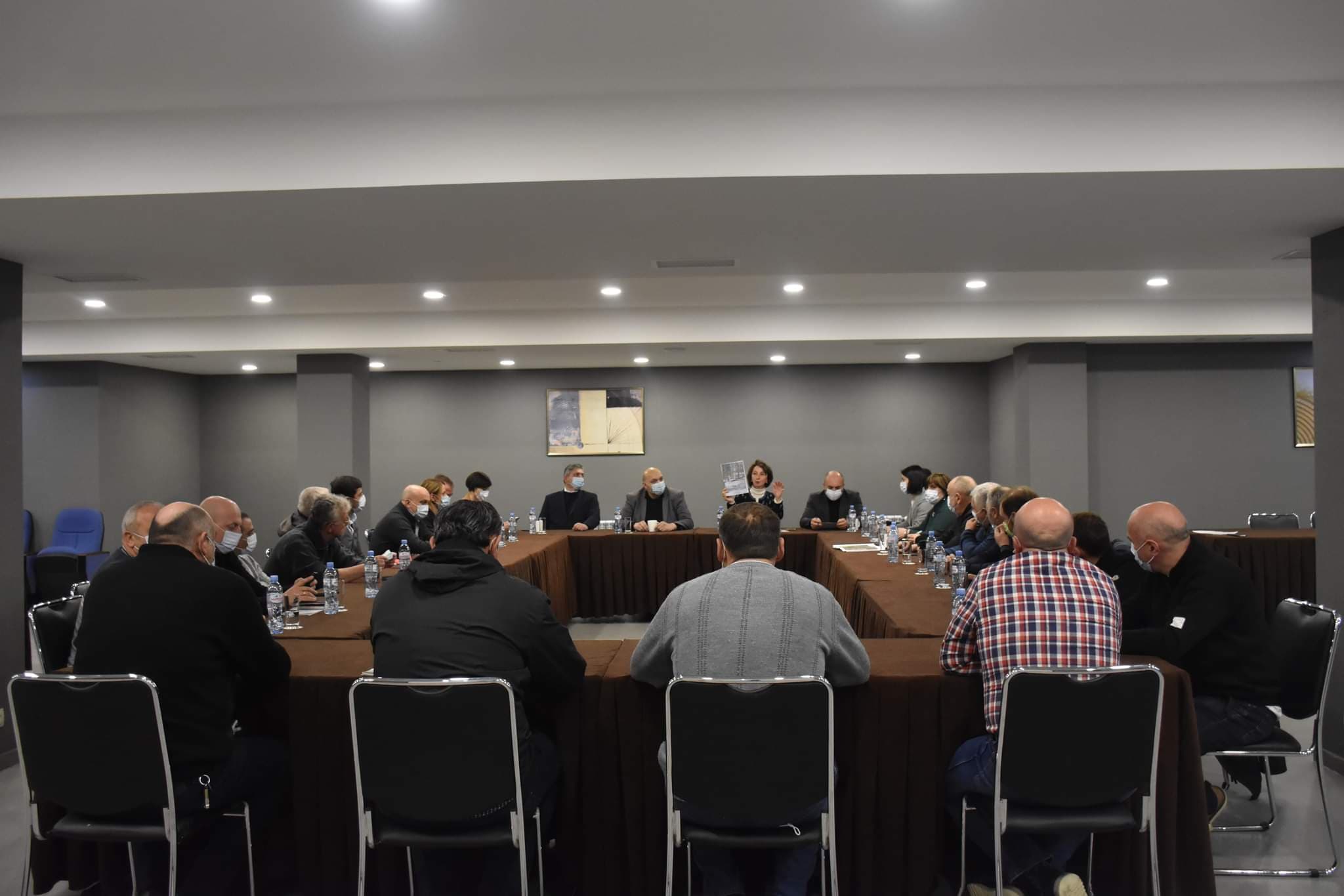 Frontnews image description