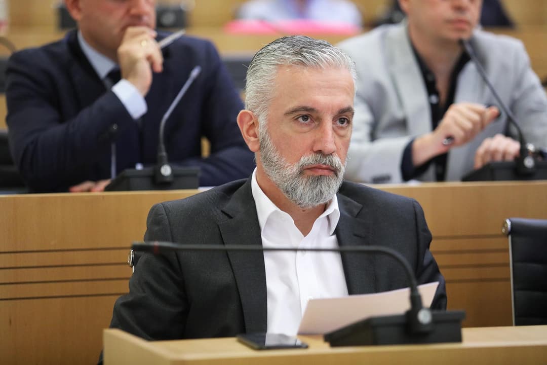 კახა ბექაური – 9-წლიანი სასამართლო დავის შემდეგ მაუწყებლები კომისიაში ფინანსური გამჭვირვალობის შესახებ ინფორმაციას წარმოადგენენ