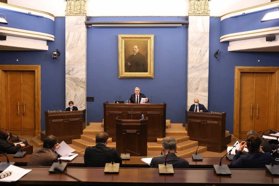 ირაკლი კოვზანაძე – ხარჯები ეზრდება მთელ რიგ სამინისტროებს და უწყებებს, გათვალისწინებულია 175 მილიონი ლარი, საჯარო სექტორში ხელფასების 10%-იანი ზრდისთვის