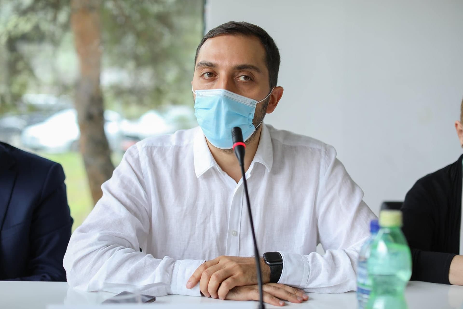 Frontnews image description