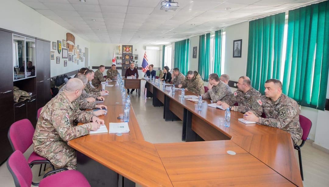 თავდაცვის სამინისტრო მოსწავლეებისთვის ახალი პროექტის – „ჯარის ბანაკის“ დაწყებისთვის ემზადება