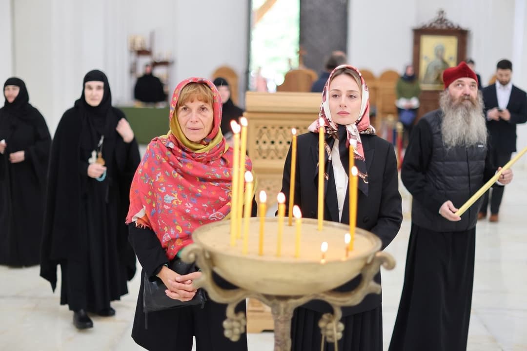 ნუნუკა თამაზაშვილი და ანიკო ლევაი ბოდბის წმინდა ნინოს სახელობის დედათა მონასტერში იმყოფებოდნენ