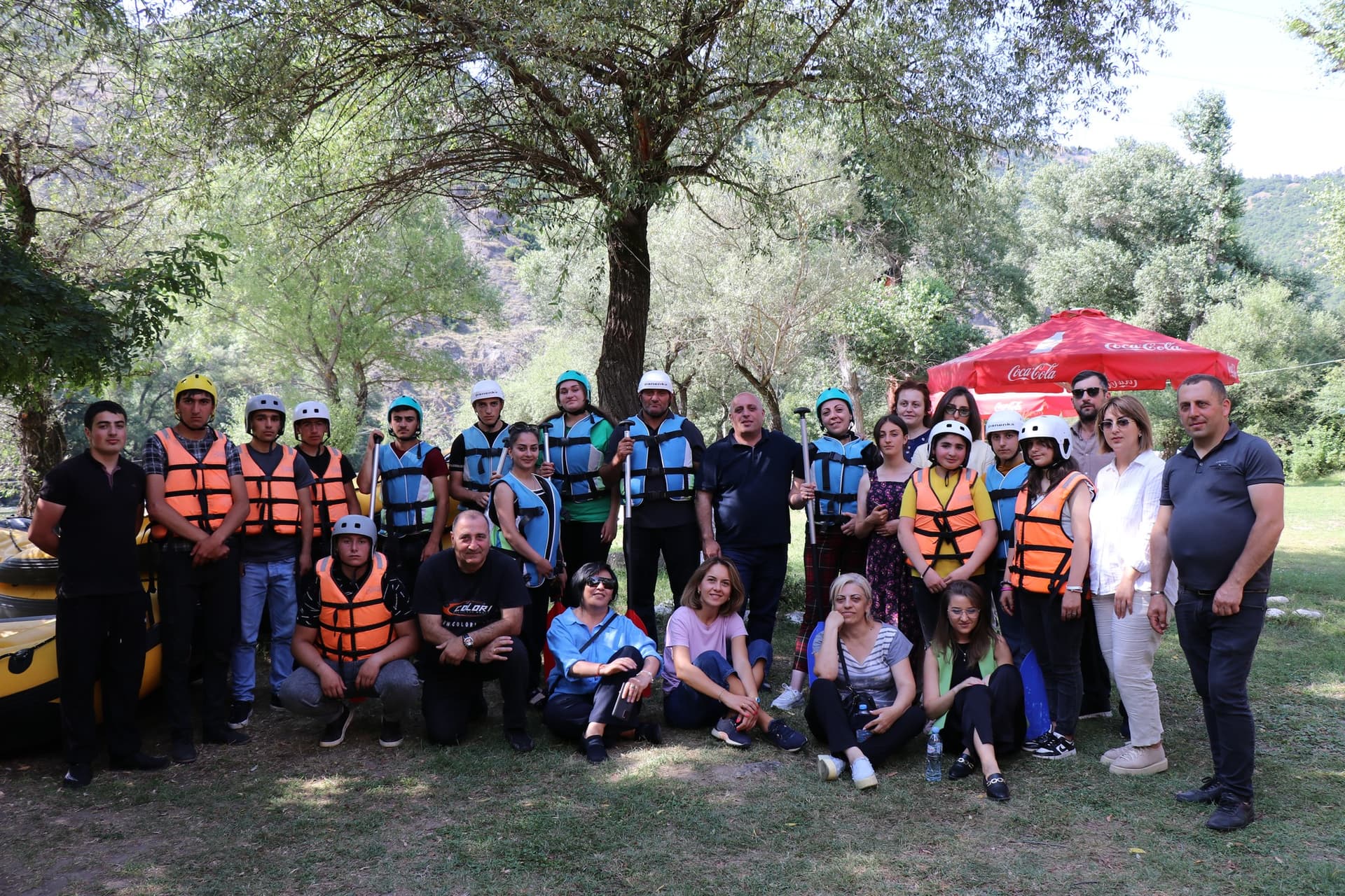 Frontnews image description