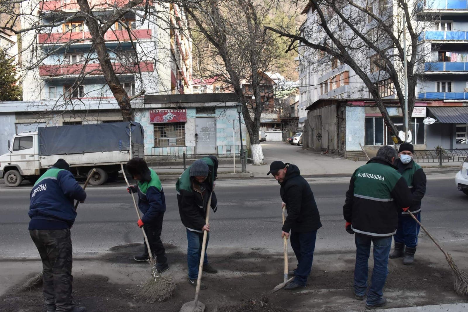 Frontnews image description