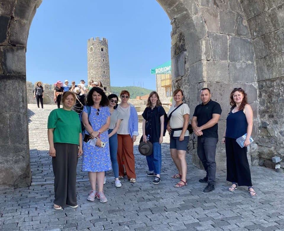 სამცხე-ჯავახეთს ფინეთიდან მოწვეული ჟურნალისტი და საქართველოში მცხოვრები უცხოელი ბლოგერები და ფოტოგრაფები სტუმრობდნენ