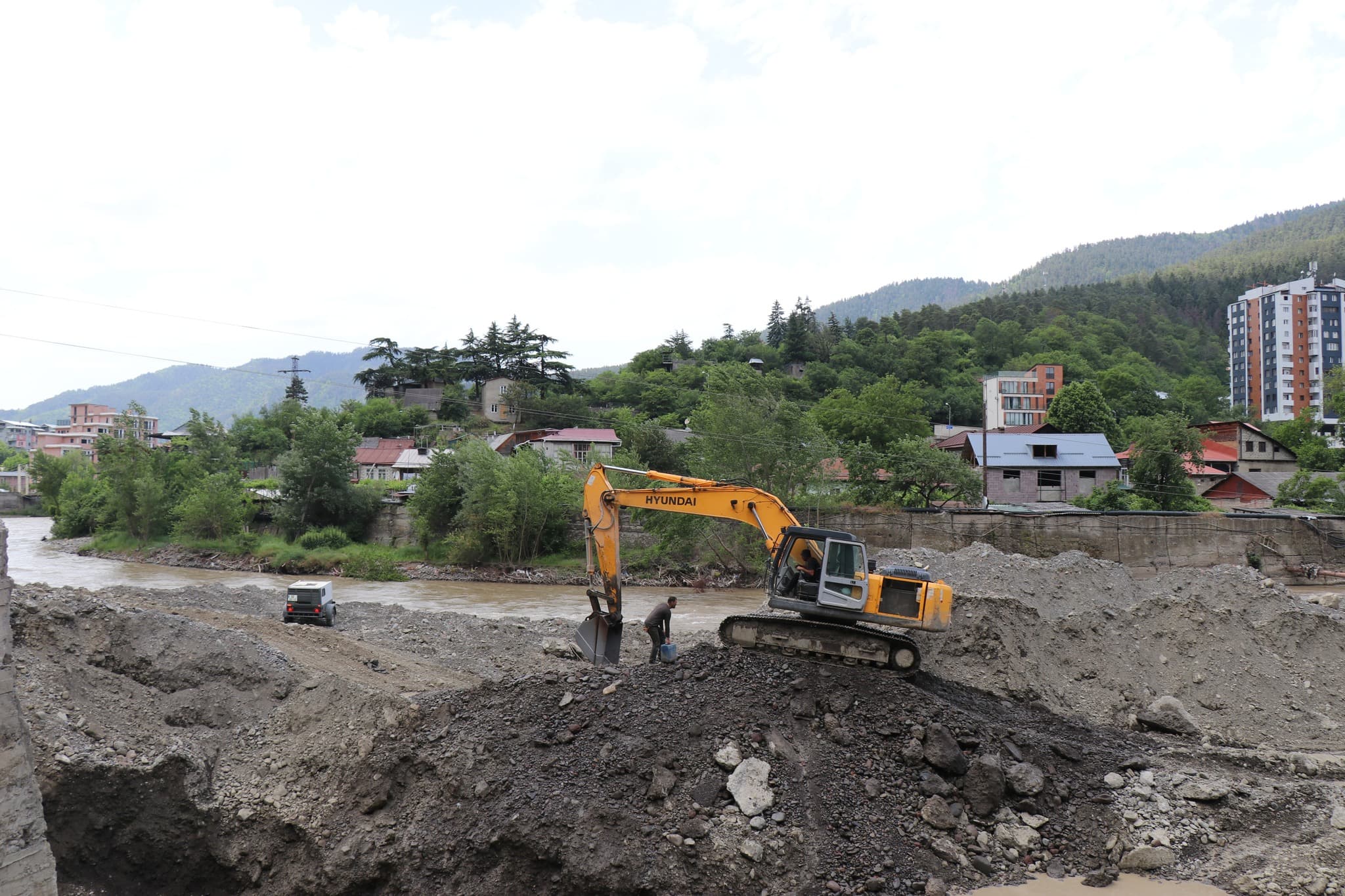 Frontnews image description