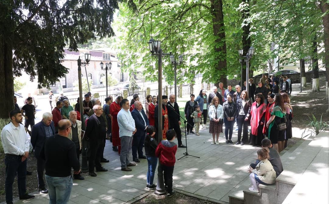 ბორჯომში მეორე მსოფლიო ომში დაღუპულთა ხსოვნას პატივი მიაგეს