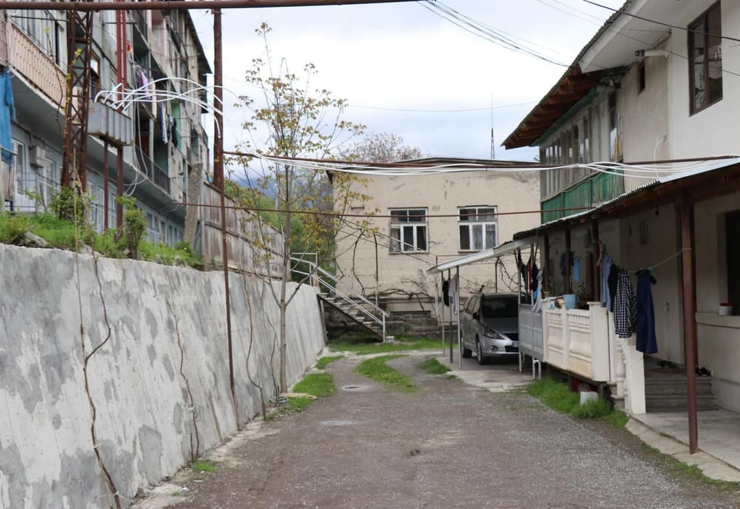 ბორჯომის მუნიციპალიტეტის მასშტაბით საყრდენი კედლების რეაბილიტაცია განხორციელდა