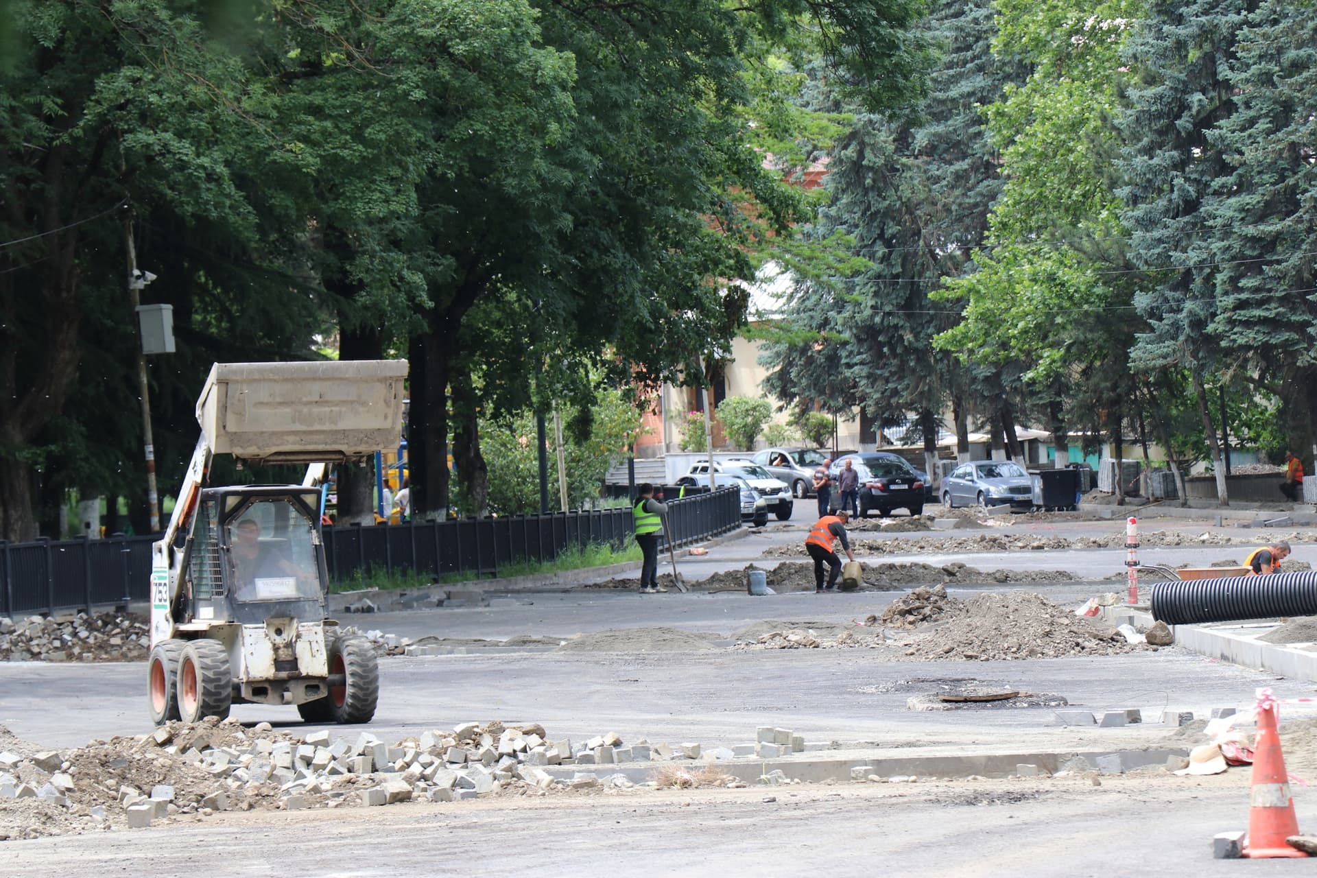 Frontnews image description