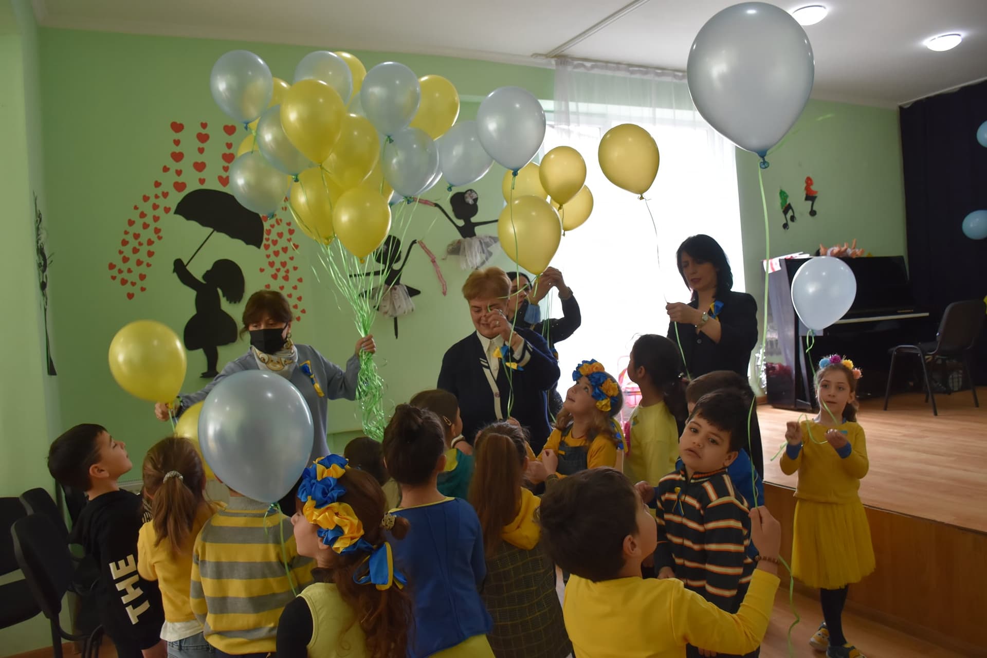 Frontnews image description