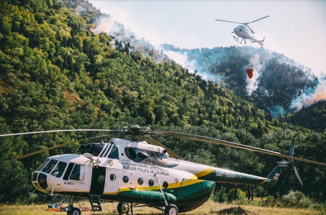 ბორჯომში ხანძრის სალოკალიზაციო-სალიკვიდაციო სამუშაოები უწყვეტ რეჟიმში გრძელდება