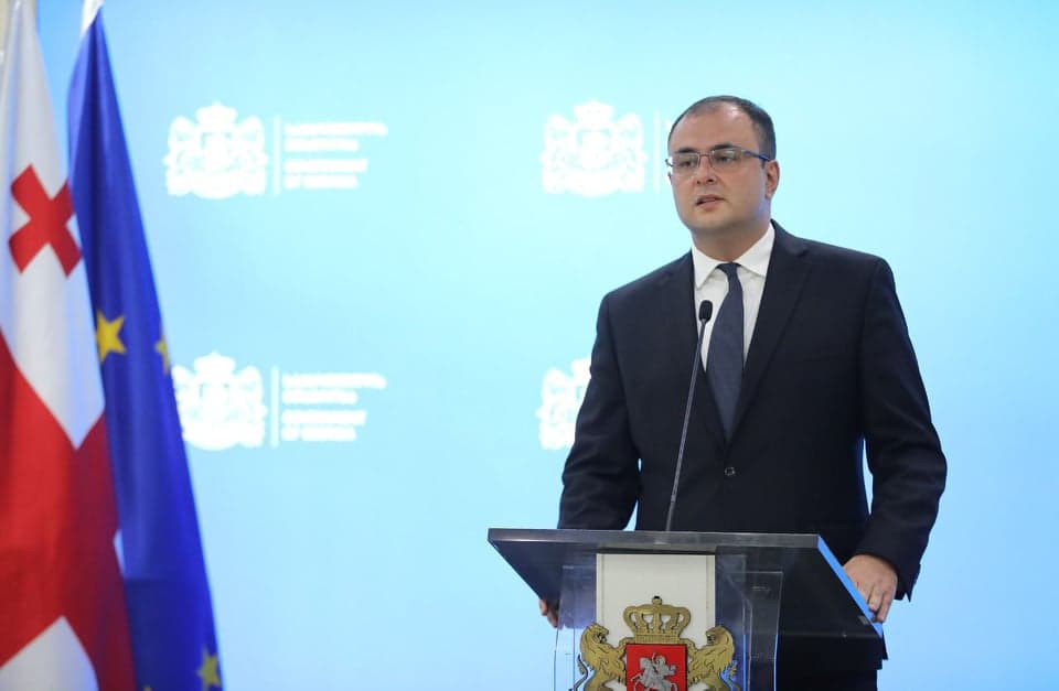 რატი ბრეგაძე – მიხეილ სააკაშვილს შესაძლო გართულებების თავიდან არიდების მიზნით, გაუკეთდება შეთავაზება, რომ გაყვანილ იქნეს კლინიკა „ვივამედში“