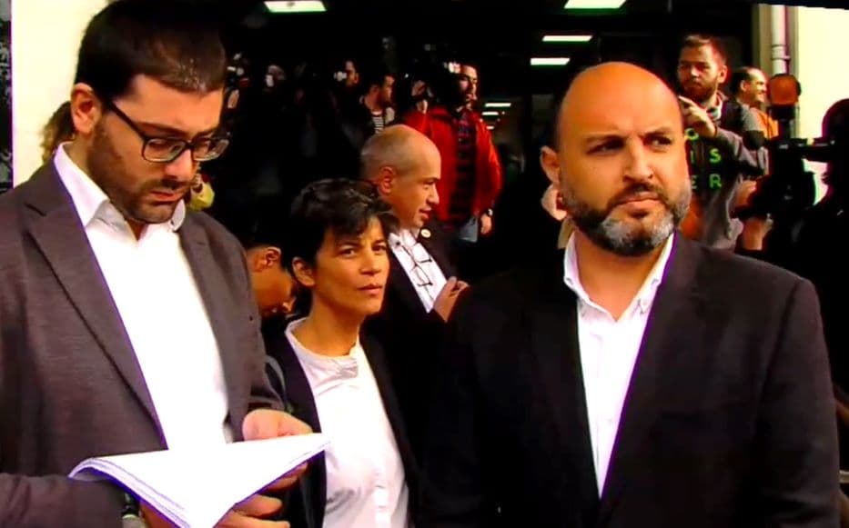 Opposition members of Tbilisi City Assembly arrive in Tbilisi City Hall, demanding a meeting with mayor