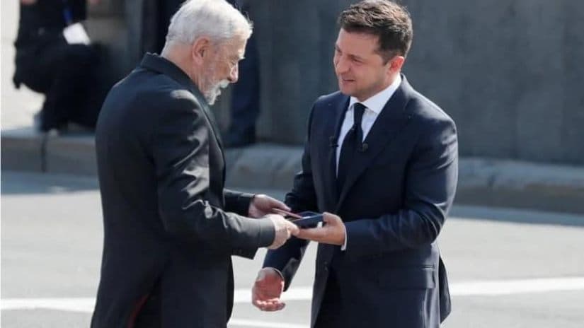 Frontnews image description