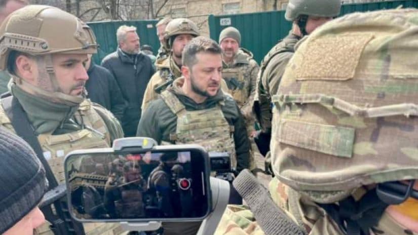 უკრაინის პრეზიდენტი ბუჩაში ჩავიდა