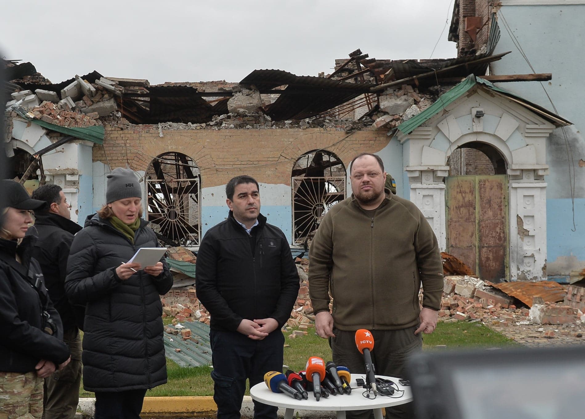 Frontnews image description