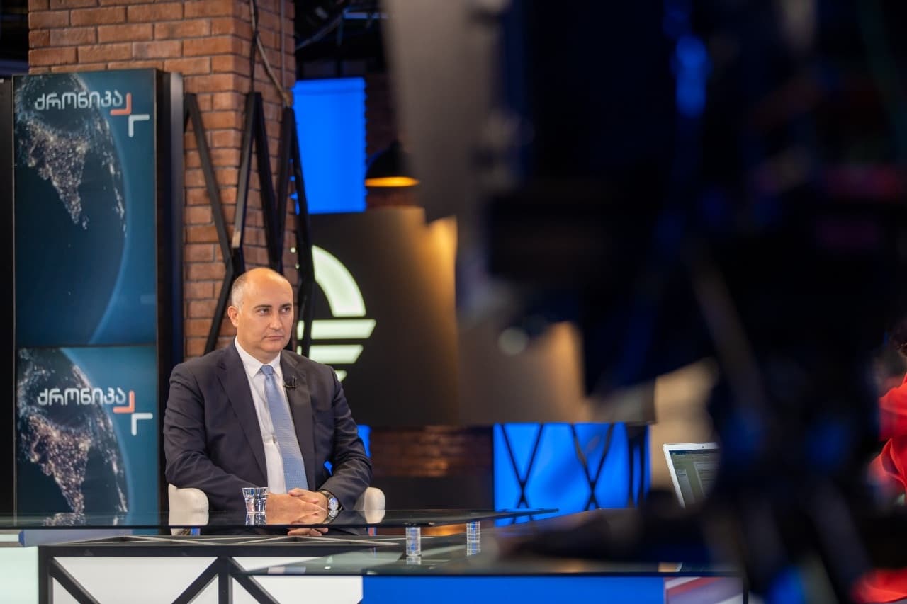 Frontnews image description