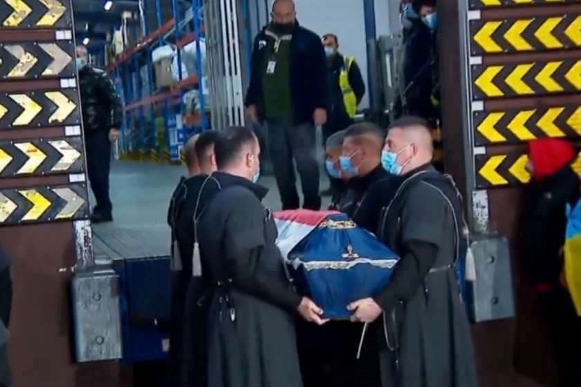 უკრაინაში დაღუპული ქართველი მებრძოლი არკადი კასრაძე სამშობლოში ჩამოასვენეს