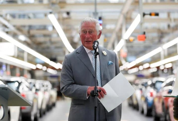 დიდი ბრიტანეთის მეფეს სიმსივნის დიაგნოზი დაუსვეს