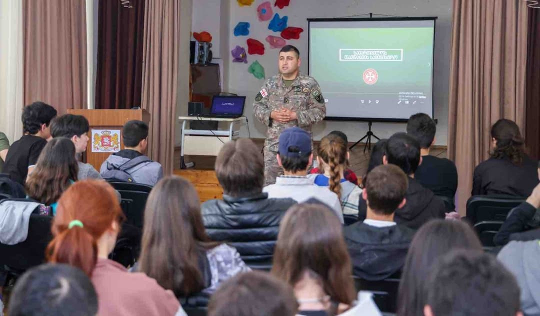 საჯარო სკოლებში პროექტი “ჩვენი ჯარი“ დასრულდა